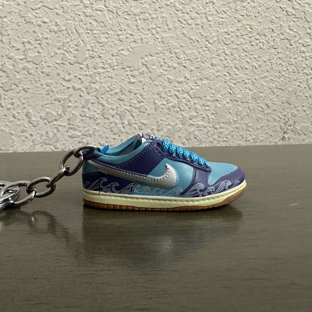 Nike Dunk Blue Sea Keychain
